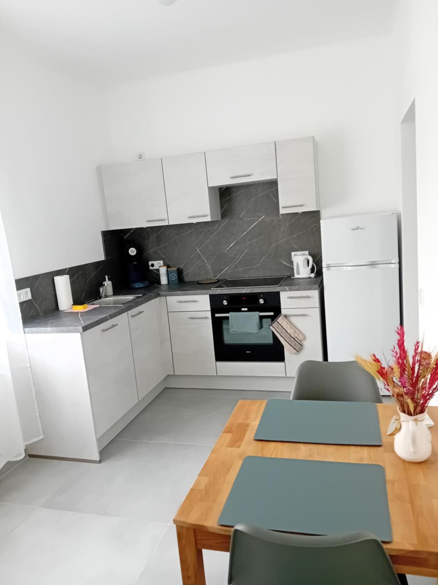 Lind-Appartments วิลลาค ภายนอก รูปภาพ